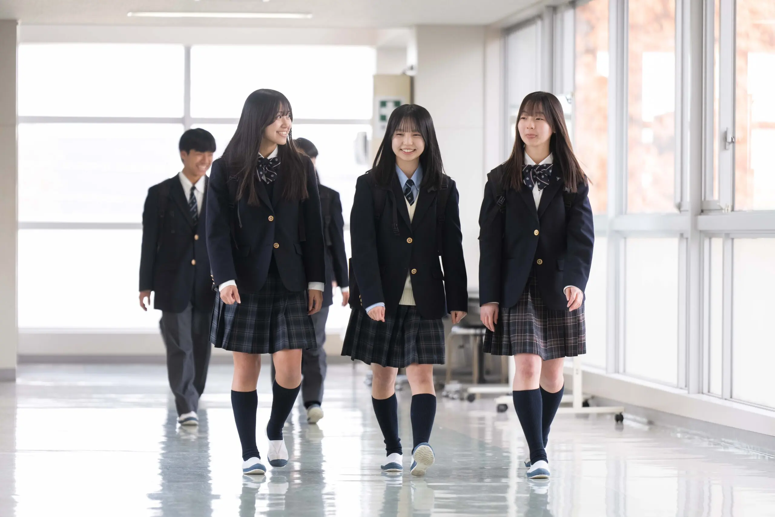 スクールライフ／制服紹介 | 麻布大学附属高等学校公式サイト
