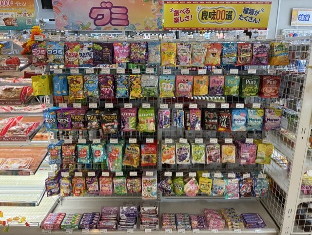 充実したお菓子のラインナップ
